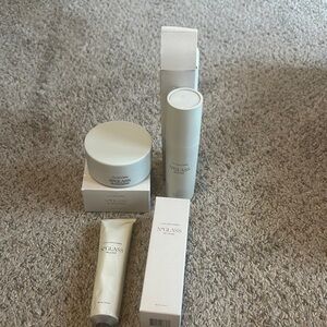 NoGlass Skincare Set-Polish, Cleansing Balm, Cream 95% full